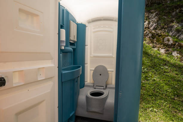 Best Standard Portable Toilet Rental  in Notasulga, AL
